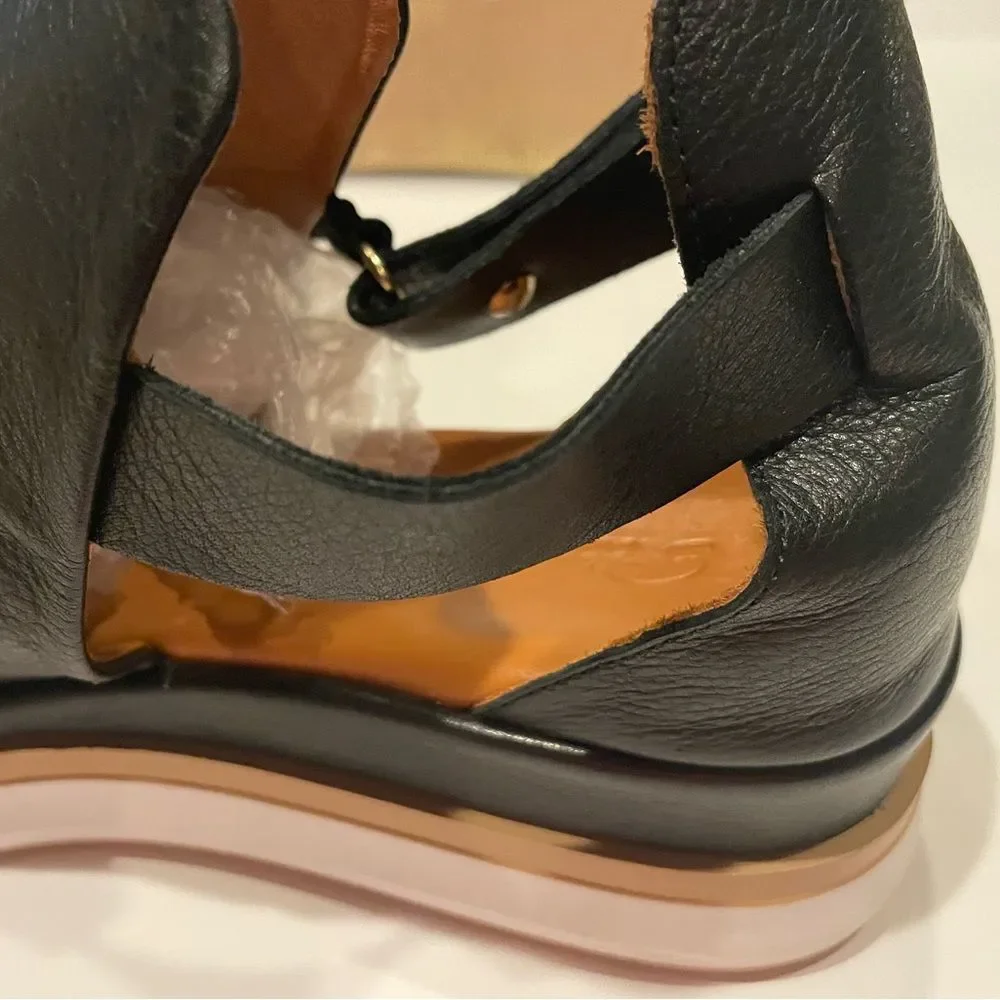 Piampiani Perforated Gorgeous Leather Open-Toe Platform Sandals Size 41/10.5